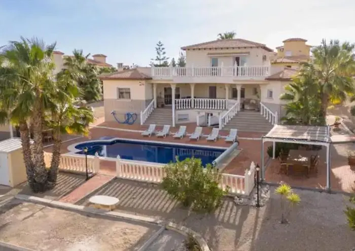 Villa Campos Del Rio
